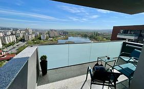 Lakeside Apartment Cluj-Napoca